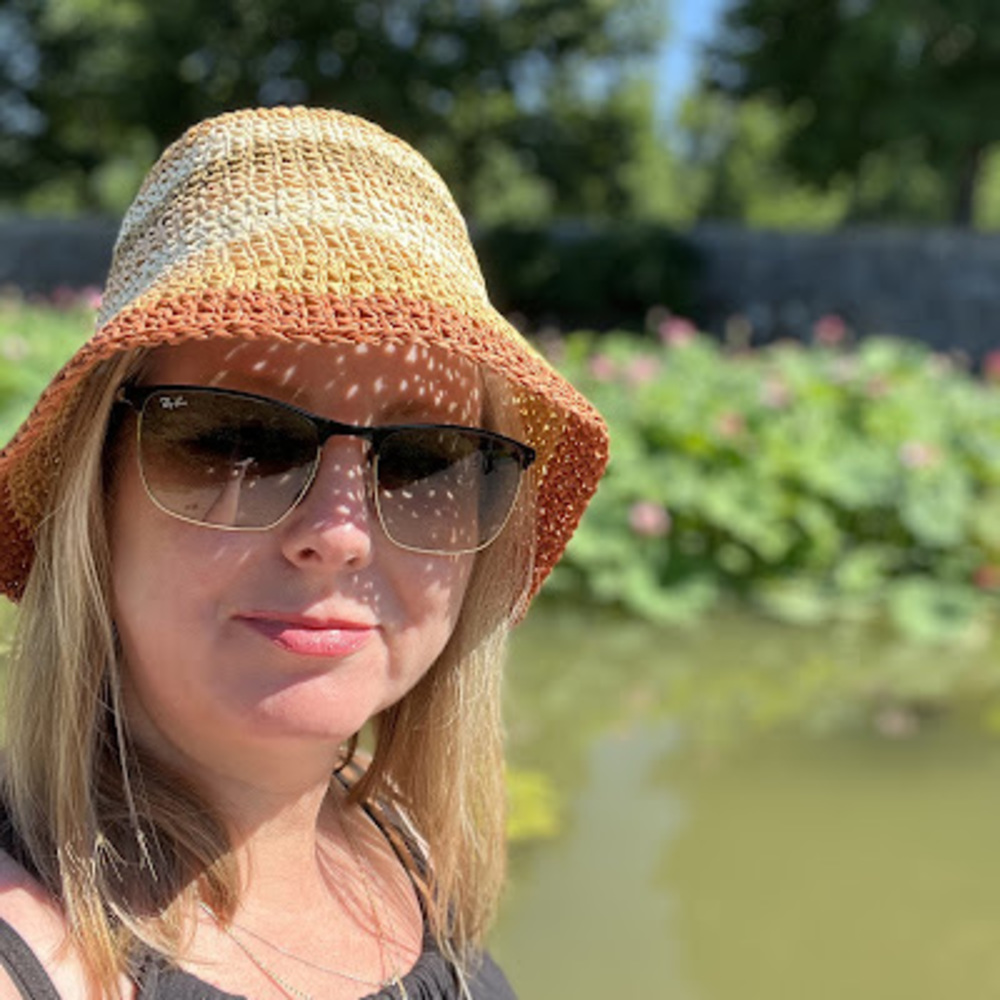 Meet your Posher, Amy